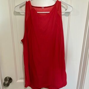 Women’s Lululemon Top